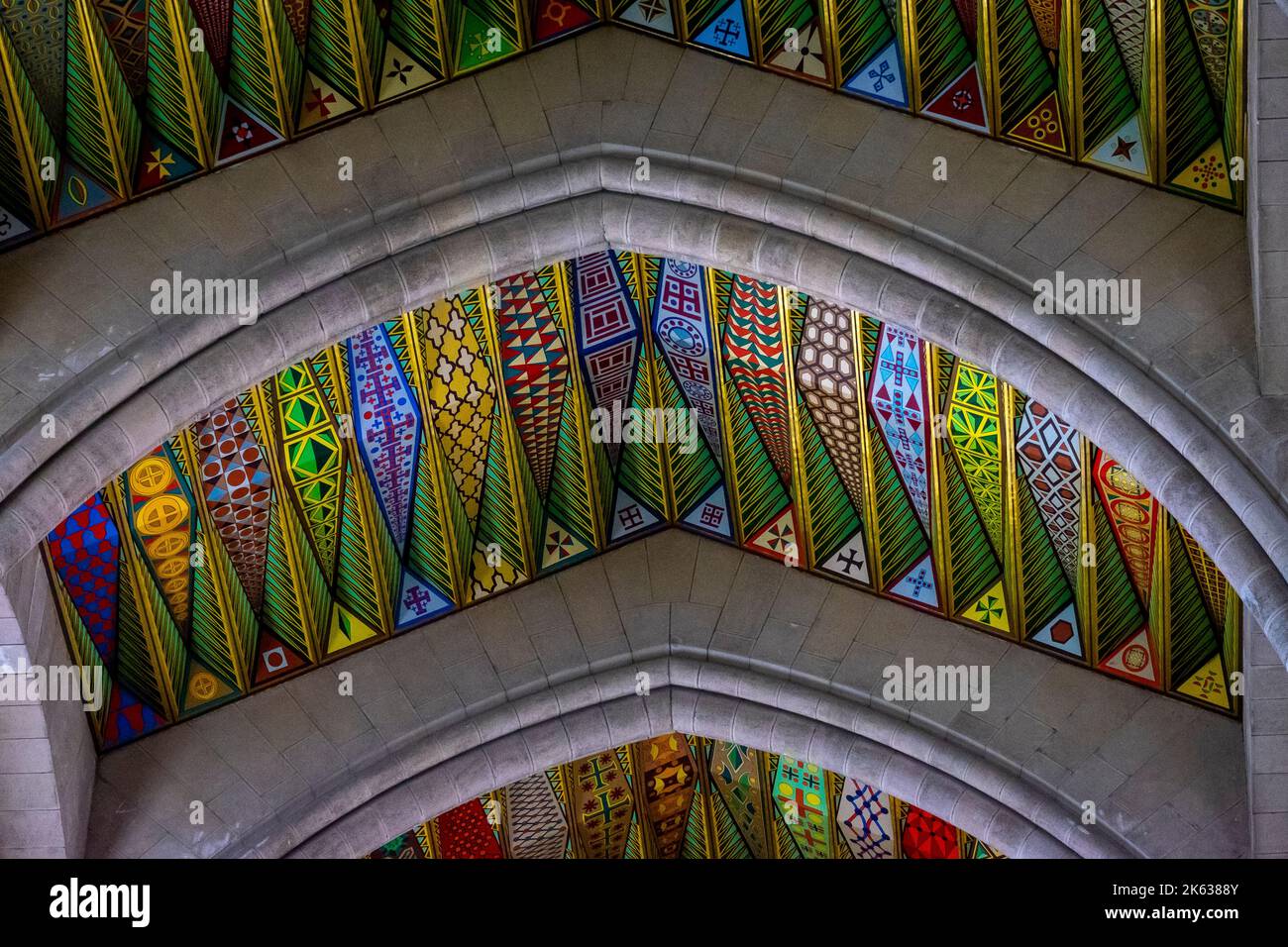 Détail du plafond de la cathédrale d'Almudena, Madrid, Espagne Banque D'Images