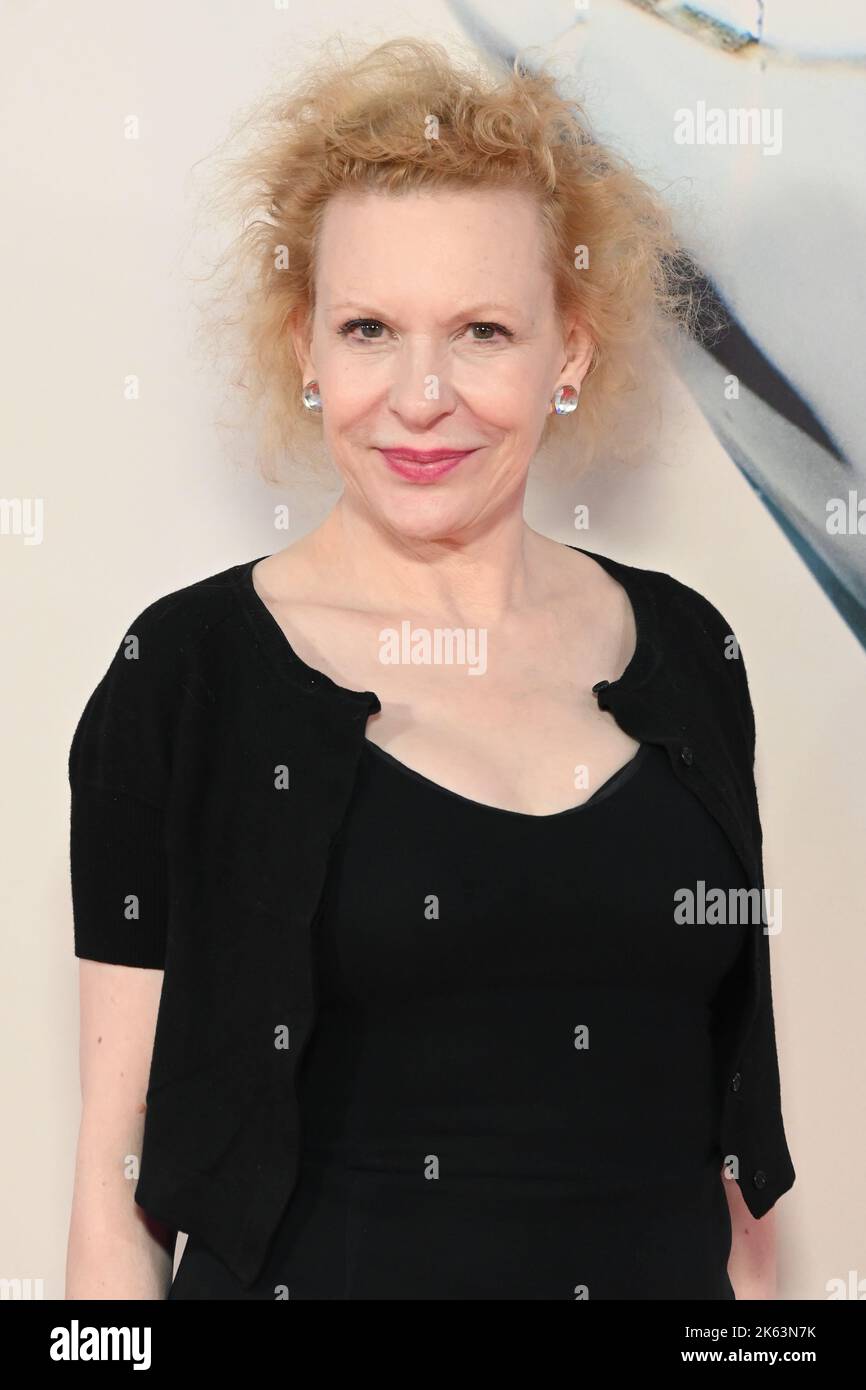 Londres, Royaume-Uni. 11th octobre 2022. Sunnyi Melles arrive au Triangle de la tristesse - première britannique - BFI London film Festival du 11 octobre 2022, Angleterre, Londres, Royaume-Uni. Crédit : voir Li/Picture Capital/Alamy Live News Banque D'Images