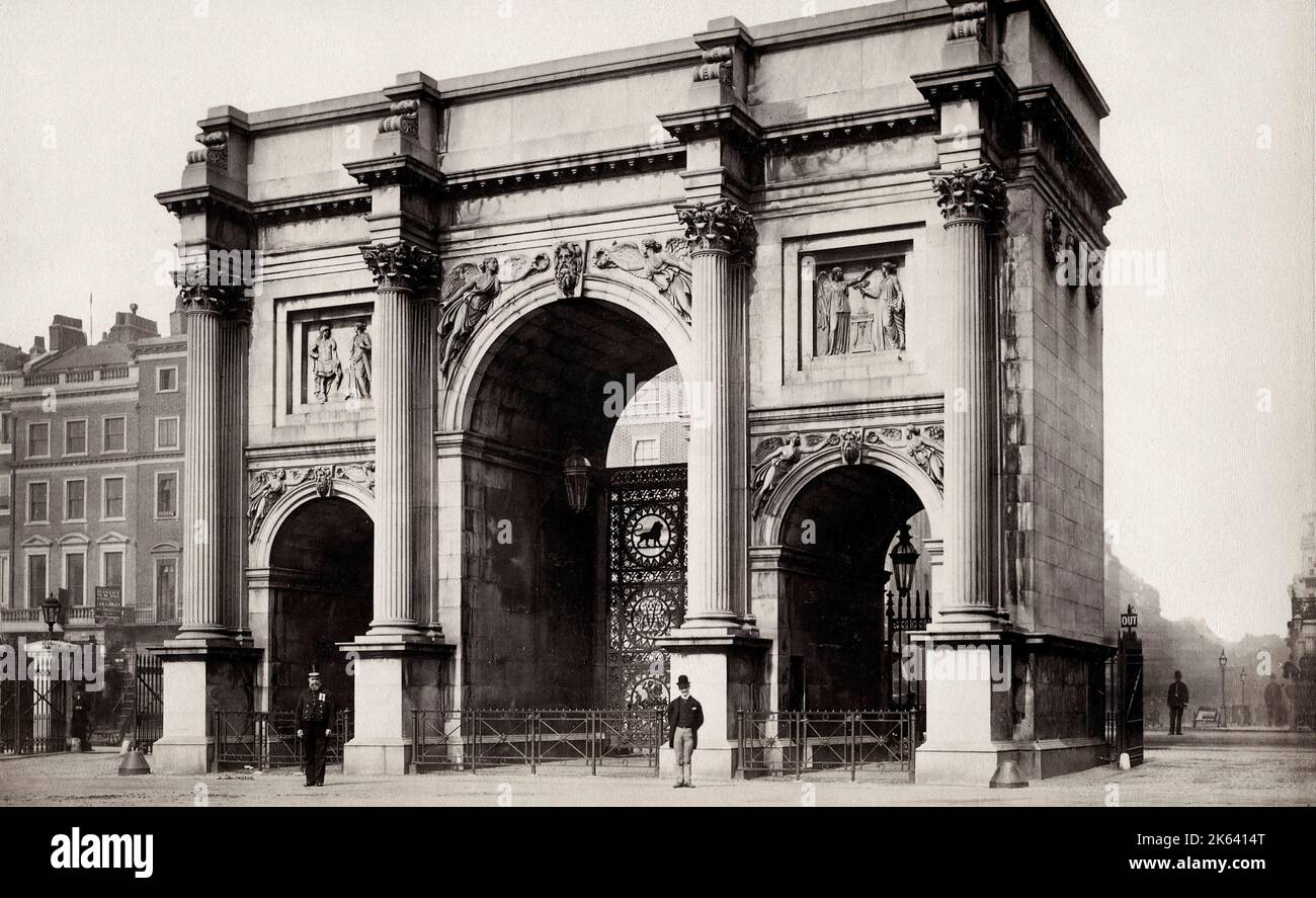 Photographie vintage du 19th siècle : Marble Arch, Hyde Park, Londres Banque D'Images