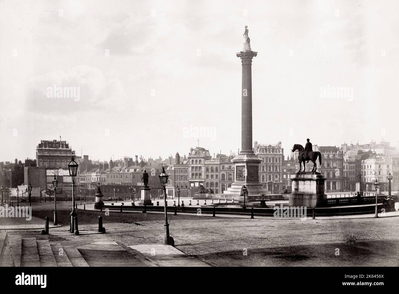 Photographie du XIXe siècle : Trafalgar Square, Londres Banque D'Images