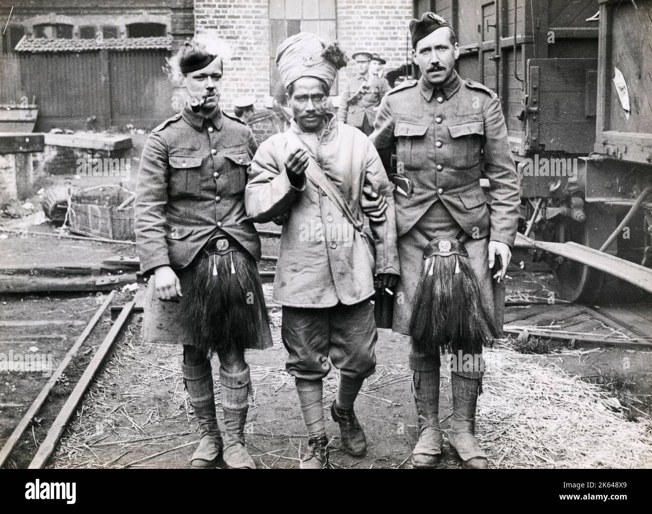 Photographie de la première Guerre mondiale - première Guerre mondiale : soldats écossais et indiens Banque D'Images