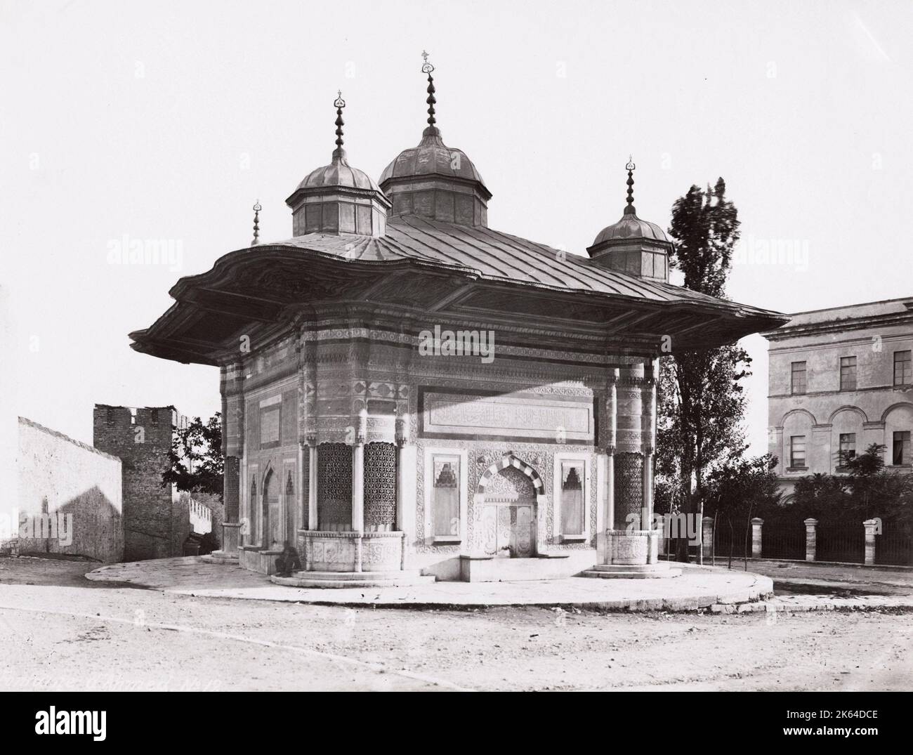 Photo de la fin du XIXe siècle : la fontaine du Sultan Ahmed III, Constantinople, Istanbul, Turquie Banque D'Images