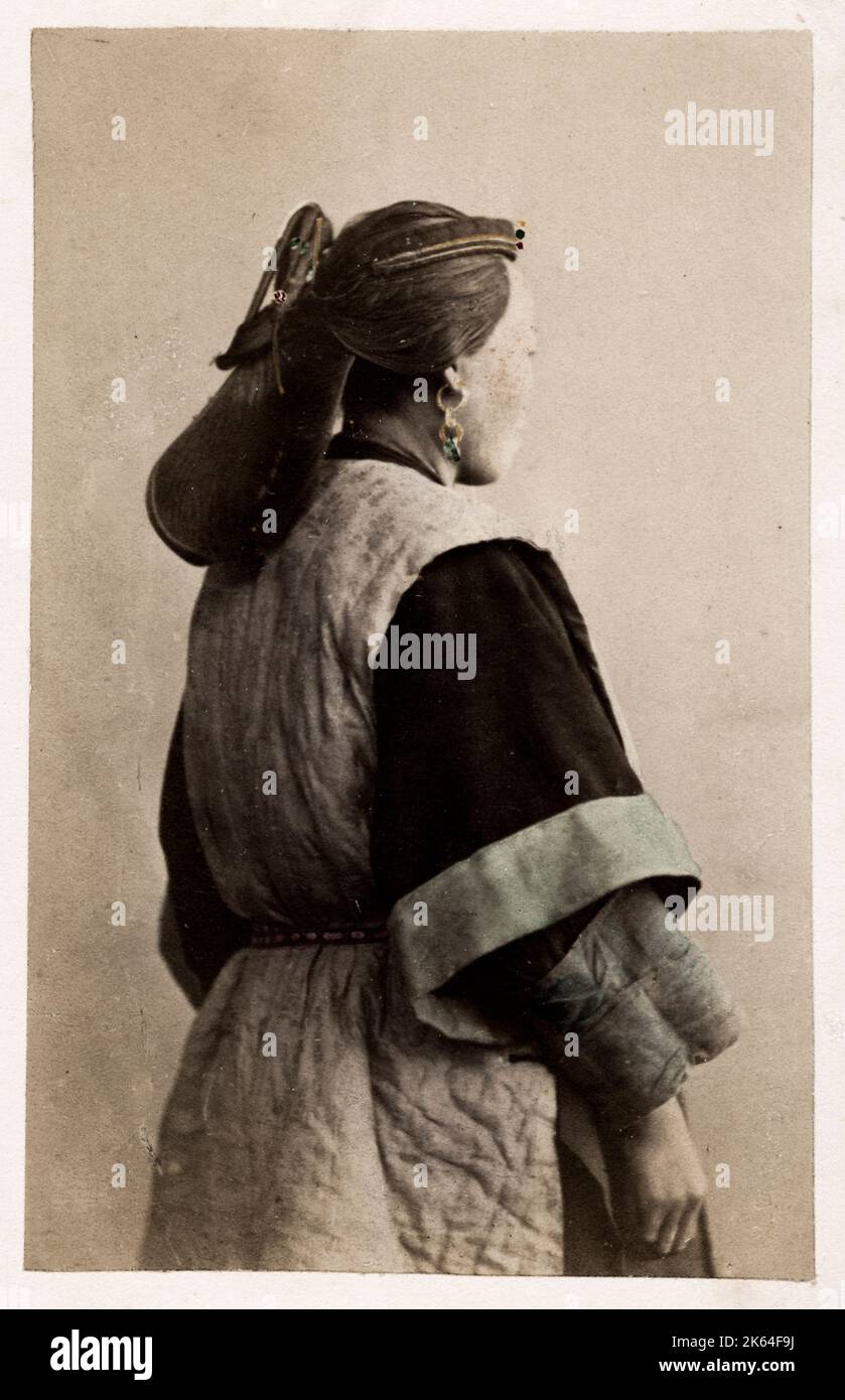 Photographie vintage du XIXe siècle: John Thomson carte de visite Chine: Foochow, Fuzhou Woman Banque D'Images