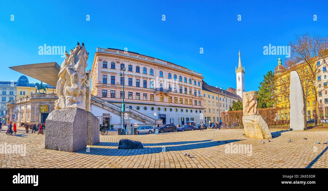 VIENNE, AUTRICHE - 17 FÉVRIER 2019 : Panorama du Mémorial contre la guerre et le fascisme sur Helmut-Zilk-Platz, sur 17 février à Vienne, Autriche Banque D'Images