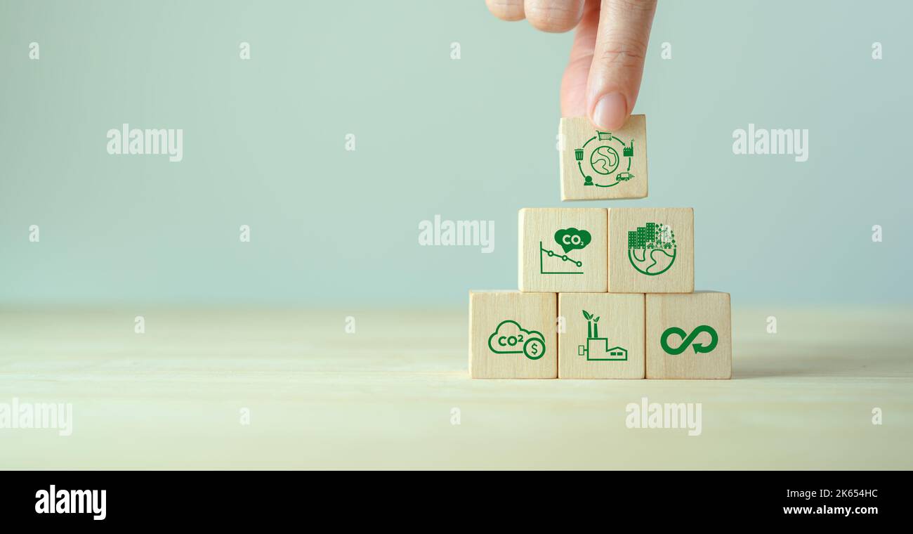 Développement durable. Concept d'évaluation du cycle de vie LCA. Évaluer les impacts environnementaux associés au produit de la chaîne de valeur. Évaluation de l'empreinte carbone Banque D'Images