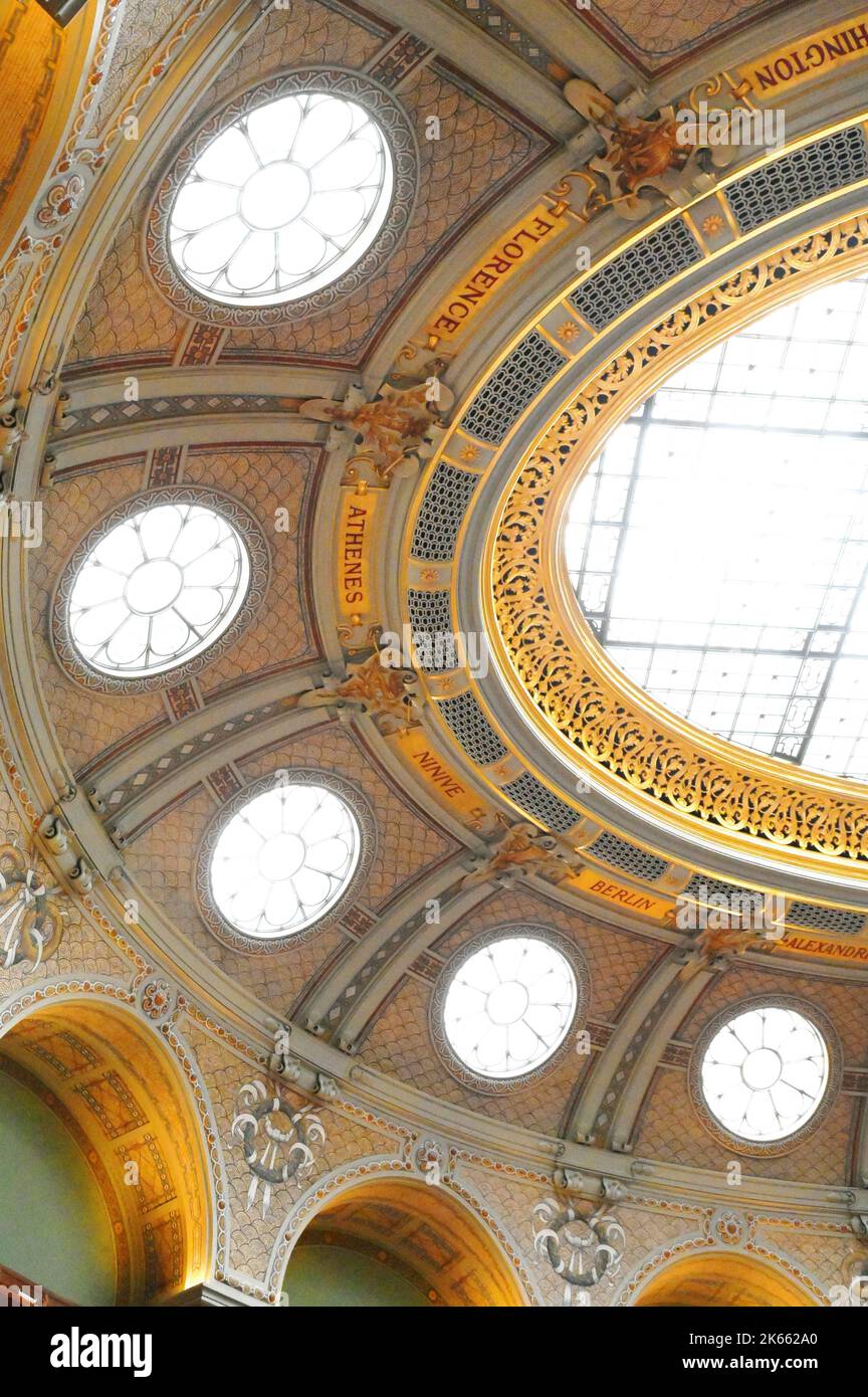 Paris (75) 2nd arrondissement. Réouverture en septembre 2022 de la salle ovale de la Bibliothèque nationale du Richelieu après 10 ans de travail Banque D'Images