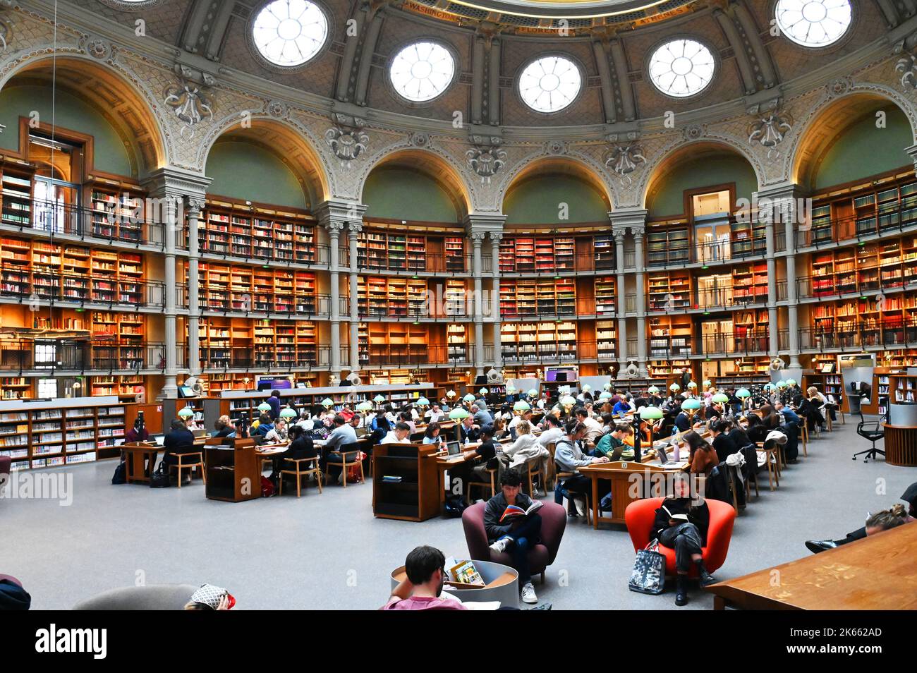 Paris (75) 2nd arrondissement. Réouverture en septembre 2022 de la salle ovale de la Bibliothèque nationale du Richelieu après 10 ans de travail Banque D'Images