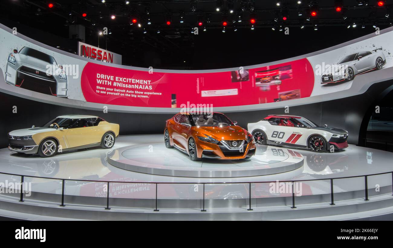 DETROIT, MI/USA - 15 janvier : une Nissan IDX Freeflow concept car, une Nissan concept car berline sport, et d'une Nissan IDX Nismo concept-car à l'Am du Nord Banque D'Images