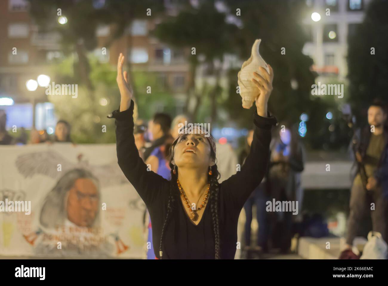 11 octobre 2022, Madrid, Madrid, Espagne: Les mille statues à Christophe Colomb. Depuis quelques années, 12 octobre a été un jour controversé: Alors qu'en Espagne la fête nationale est célébrée, en Amérique beaucoup de groupes prônent la décolonisation et de dire la ''autre version' de l'histoire. (Credit image: © Alberto Sibaja/Pacific Press via ZUMA Press Wire) Banque D'Images