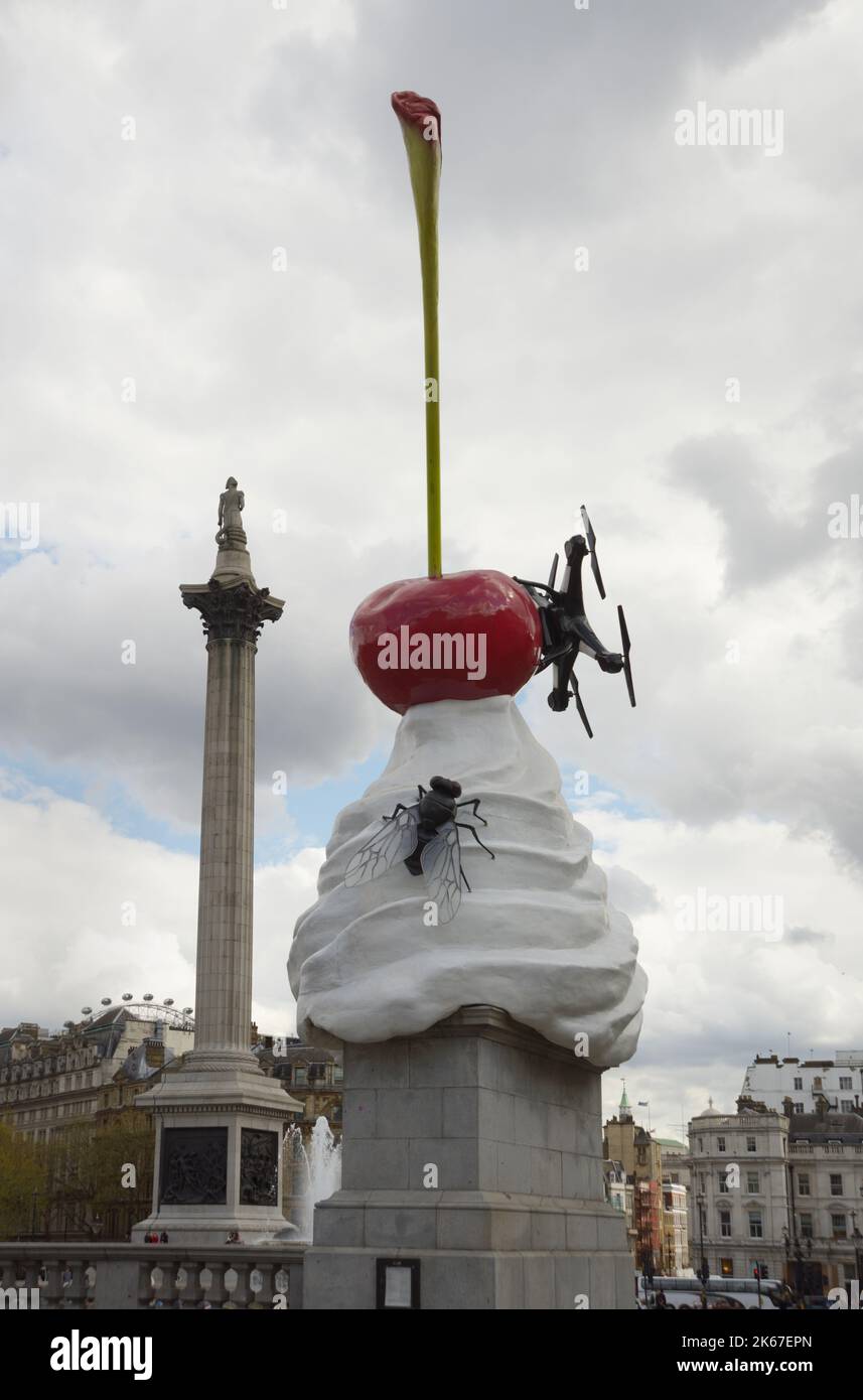 Sculpture de drone à Trafalgar Square, Londres Banque D'Images