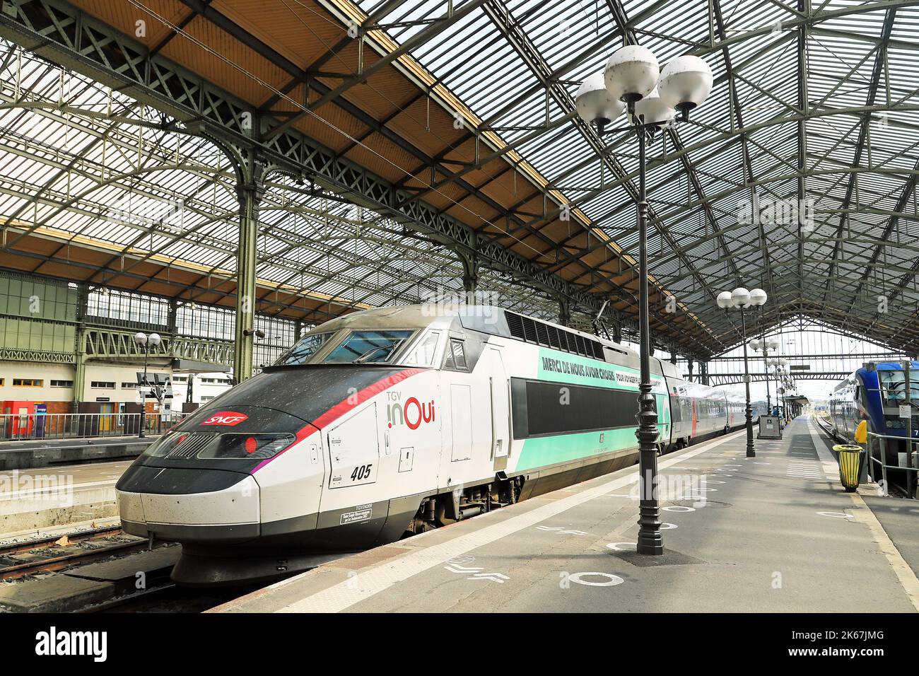 TGV SNCF à la gare de Tours Banque D'Images