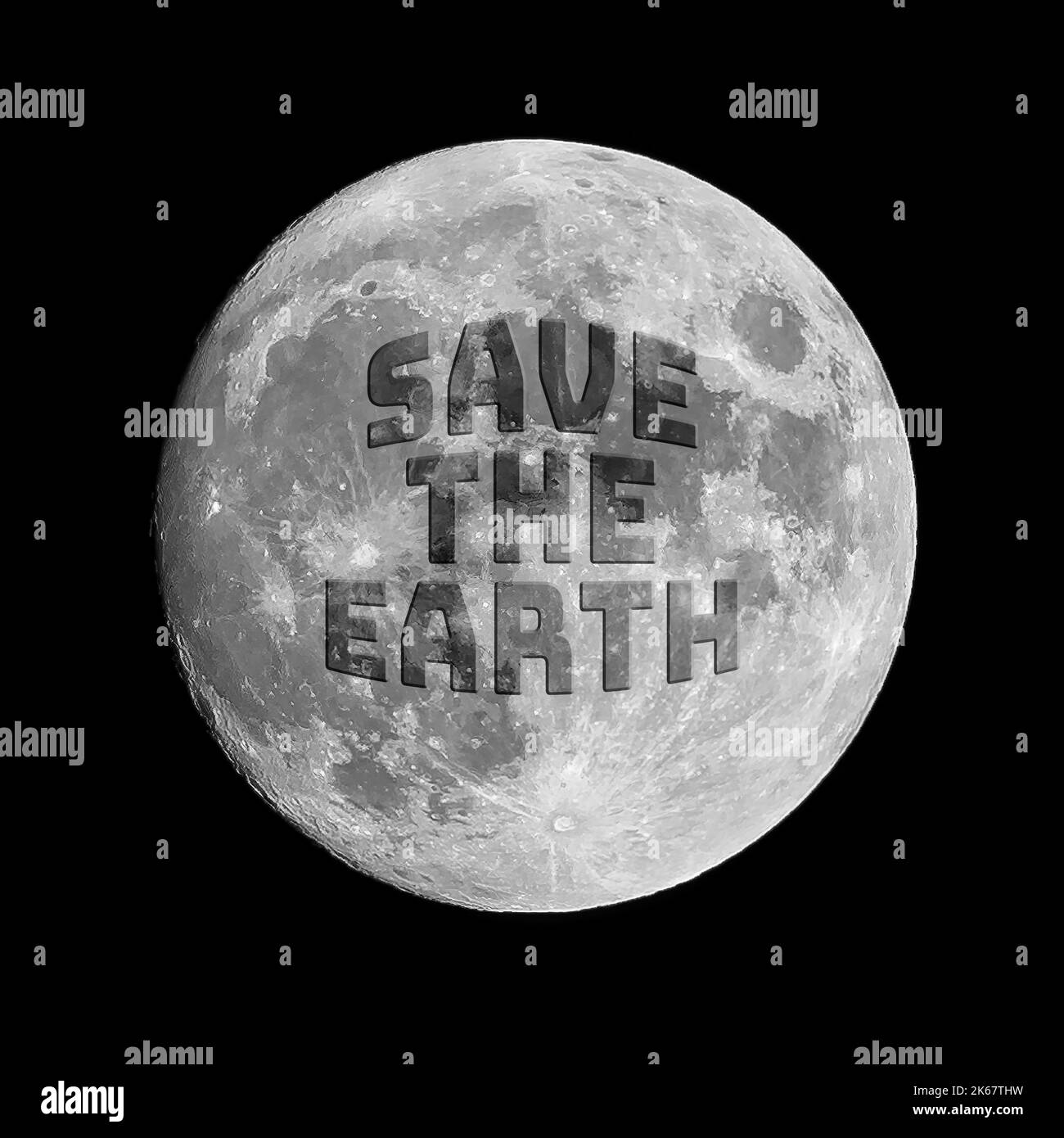 Expression, sauver la terre, écrit sur la surface de la lune, appelant à des mesures pour sauver la planète de l'autodestruction. Banque D'Images