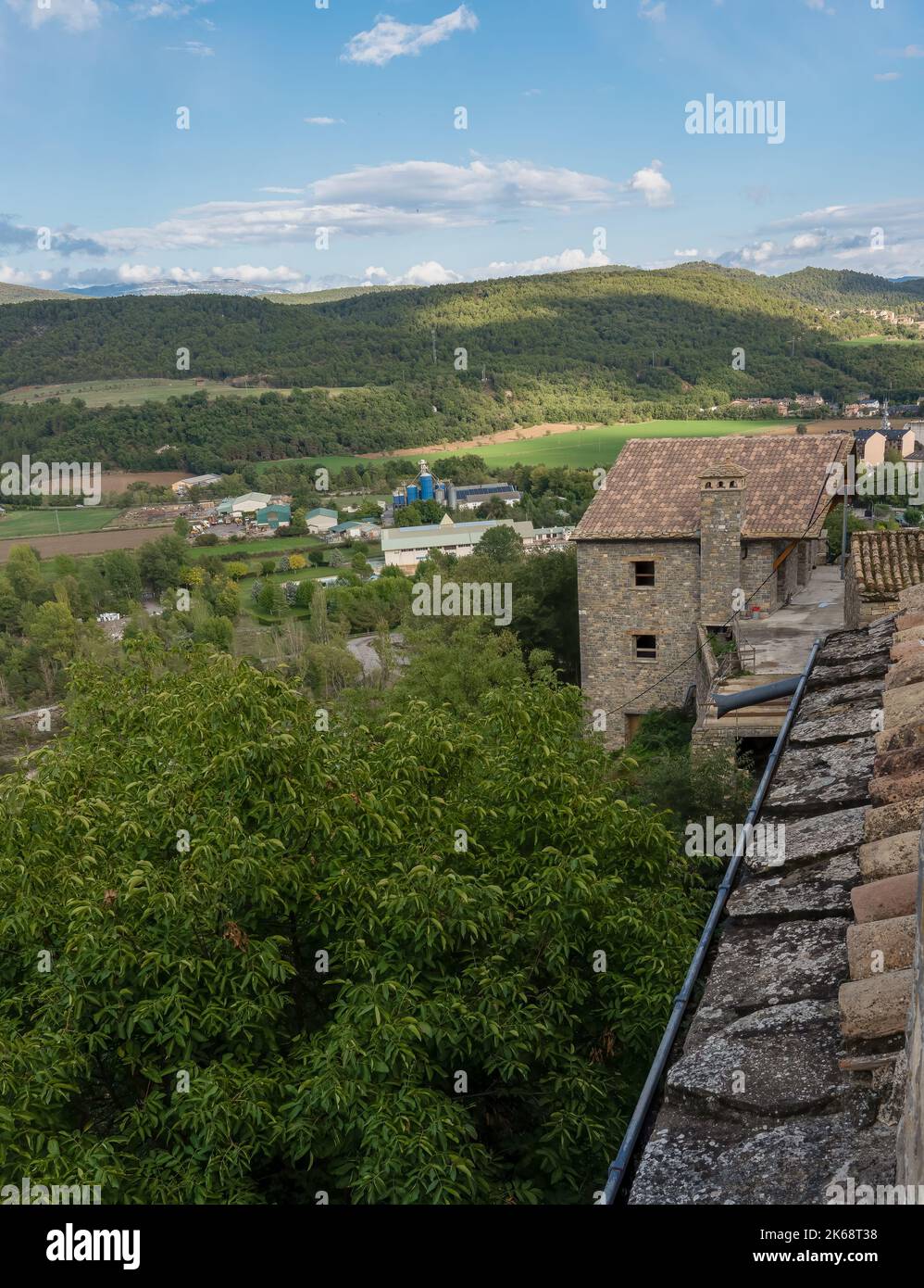 Maisons de montagne traditionnelles espagnoles, montagnes des Pyrénées, Espagne Banque D'Images