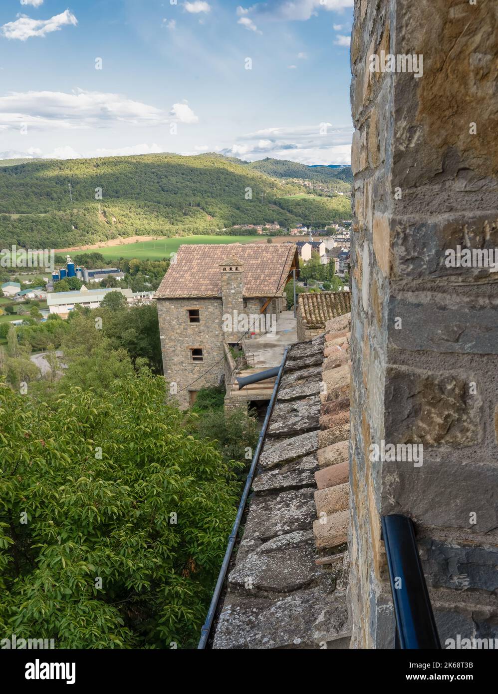 Maisons de montagne traditionnelles espagnoles, montagnes des Pyrénées, Espagne Banque D'Images