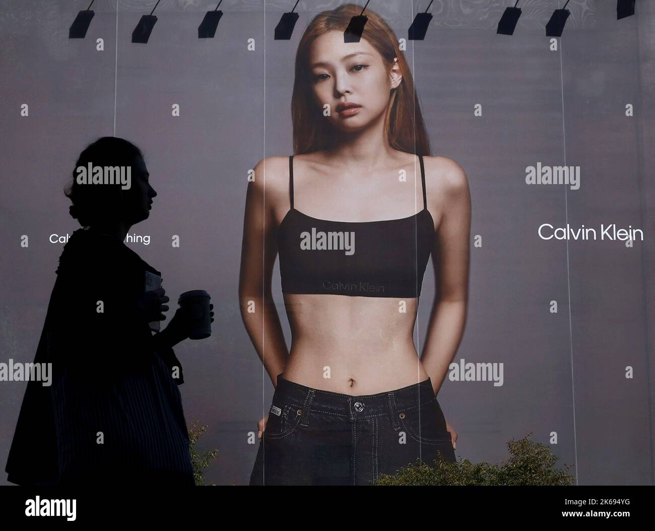 Calvin klein billboard Banque de photographies et d'images à haute  résolution - Alamy