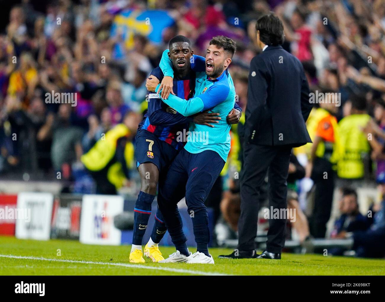Barcelone, Espagne. 12th octobre 2022. Ousmane Dembele du FC Barcelone célèbre avec son coéquipier Raphael Dias Belloli Raphinha le but du match de la Ligue des champions de l'UEFA, le groupe C entre le FC Barcelone et l'Inter Milan a joué au stade Spotify Camp Nou sur 12 octobre 2022 à Barcelone, en Espagne. (Photo de Colas Buera/PRESSIN) Credit: PRESSINPHOTO SPORTS AGENCY/Alay Live News Banque D'Images Barcelone, Espagne. 12th octobre 2022. Ousmane Dembele du FC Barcelone célèbre avec son coéquipier Raphael Dias Belloli Raphinha le but du match de la Ligue des champions de l'UEFA, le groupe C entre le FC Barcelone et l'Inter Milan a joué au stade Spotify Camp Nou sur 12 octobre 2022 à Barcelone, en Espagne. (Photo de Colas Buera/PRESSIN) Credit: PRESSINPHOTO SPORTS AGENCY/Alay Live News Banque D'Images