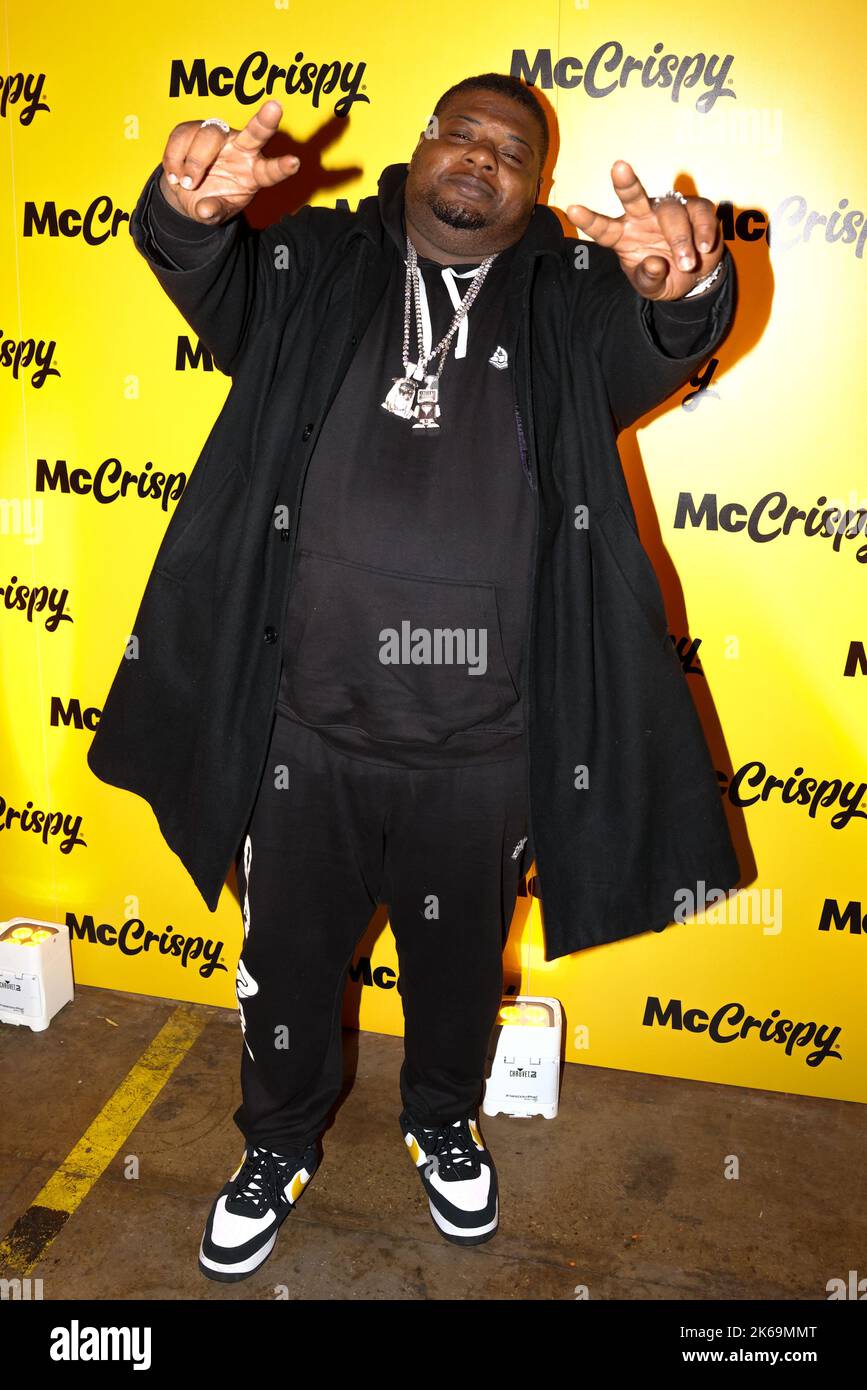 UTILISATION ÉDITORIALE SEULEMENT Big Narstie participe à l'événement de jeu McDonald's ultime à Manchester pour marquer le lancement du nouveau hamburger McCrispy. Date de la photo: Mercredi 12 octobre 2022. Banque D'Images