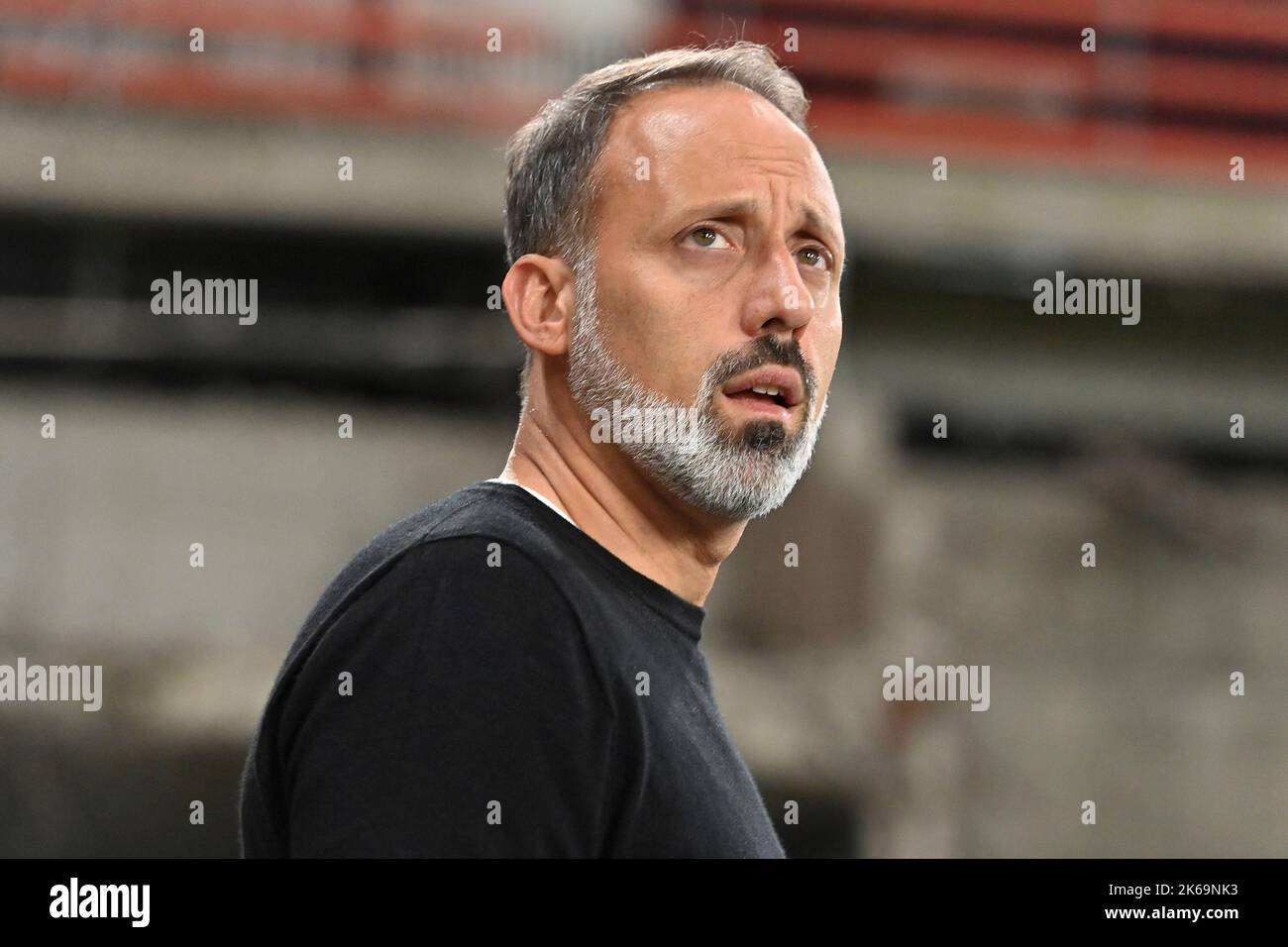 Stuttgart, Allemagne. 09th octobre 2022. Pellegrino Matarazzo (Coach VfB Stuttgart), photo unique, motif individuel coupé, portrait, portrait, Portrait 1 saison Bundesliga 2022/2023, 9.Matchday, MatchDay09, VfB Stuttgart-1.Union Berlin 0-1, on 09.10.2022, Mercedes Benz Arena Stuttgart ? Credit: dpa/Alay Live News Banque D'Images