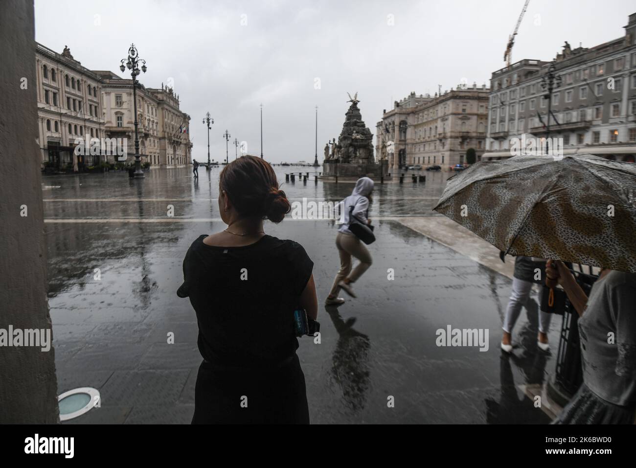 Après-midi pluvieux sur la place de l'unité d'Italie (Piazza UNITA d' Italia). Trieste, Italie Banque D'Images