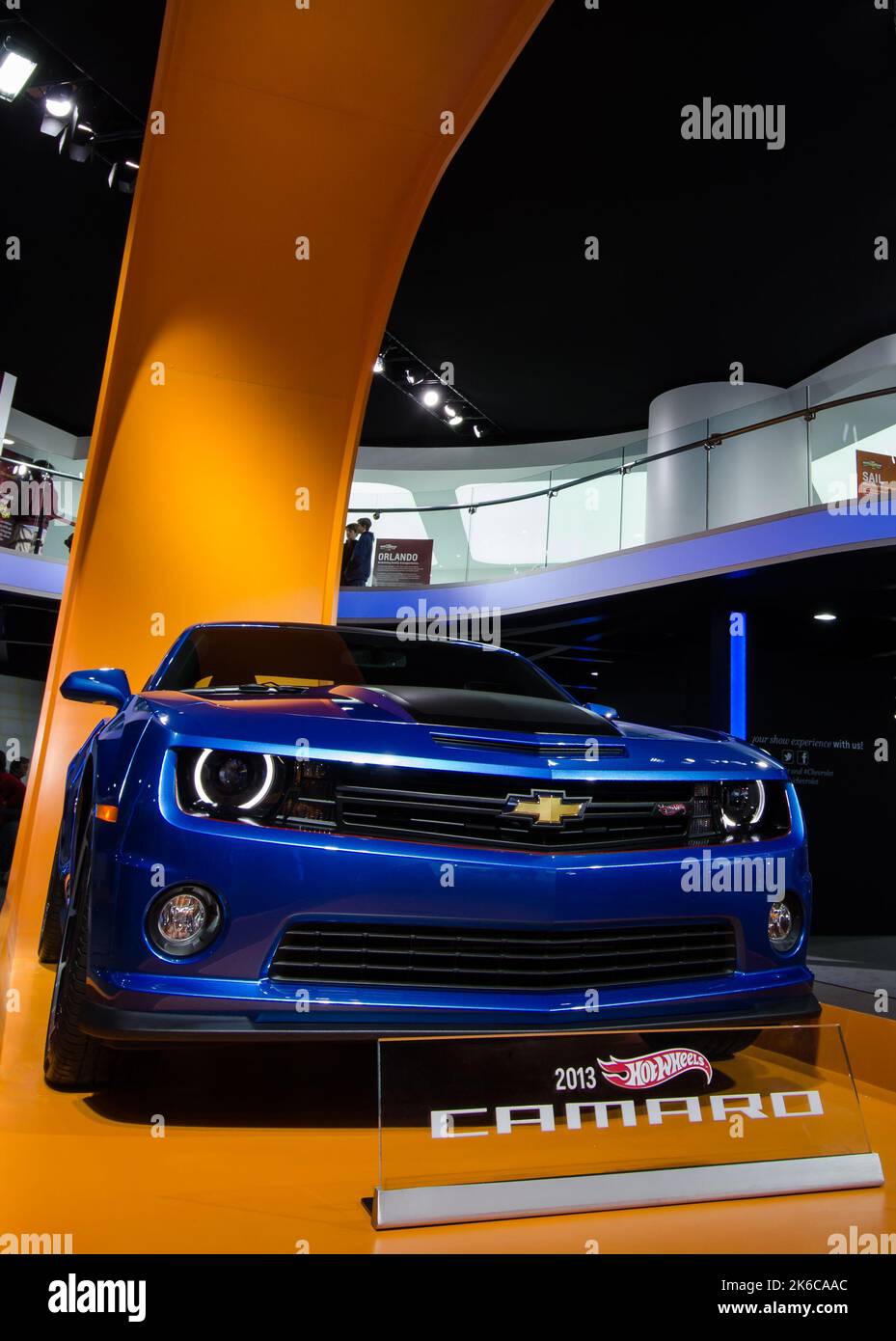 DETROIT, MI/États-Unis - 19 JANVIER 2013 : une voiture prototype Camaro Hot Wheels 2013 de Chevrolet, salon international de l'auto nord-américain (NAIAS). Banque D'Images