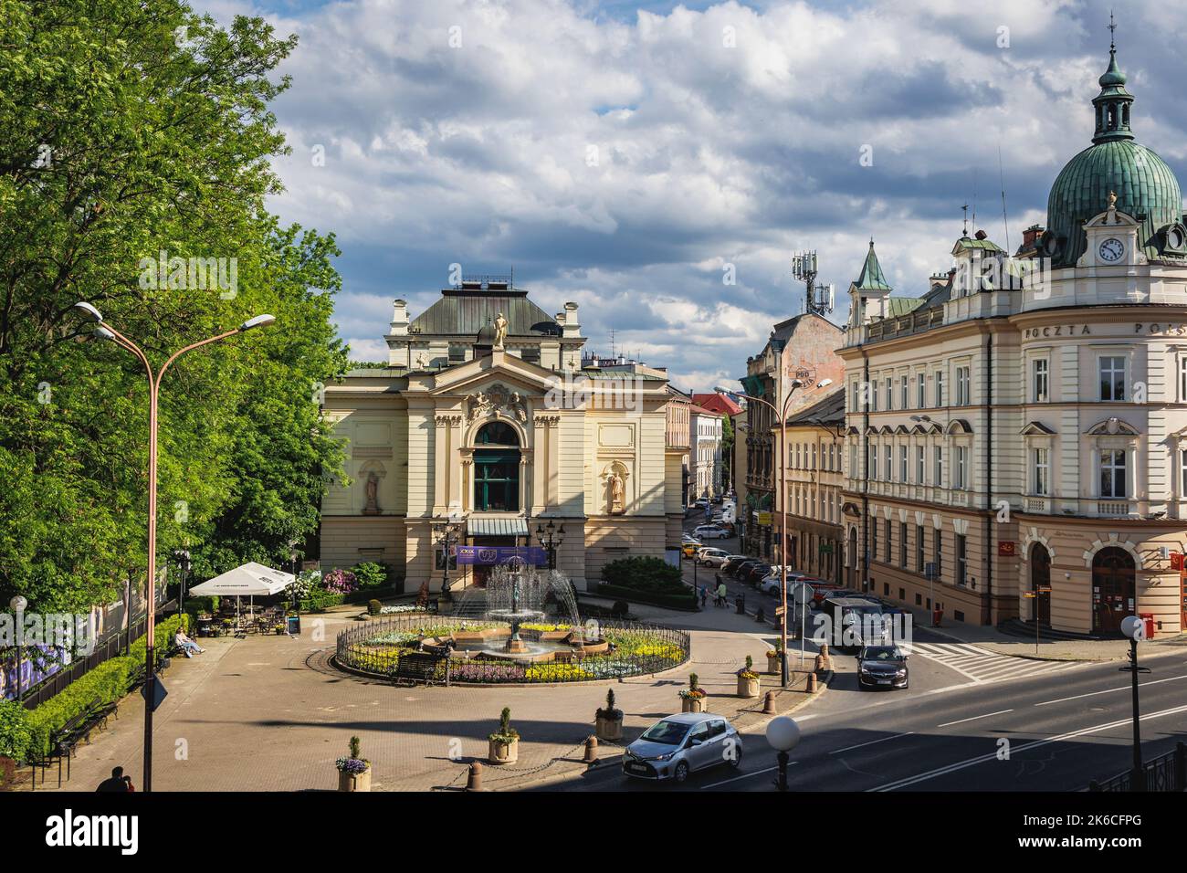 Teatr Polski - Théâtre polonais et Poczta Polska - poste polonais dans la ville de Bielsko-Biala à Silésie Voivodeship, dans le sud de la Pologne Banque D'Images