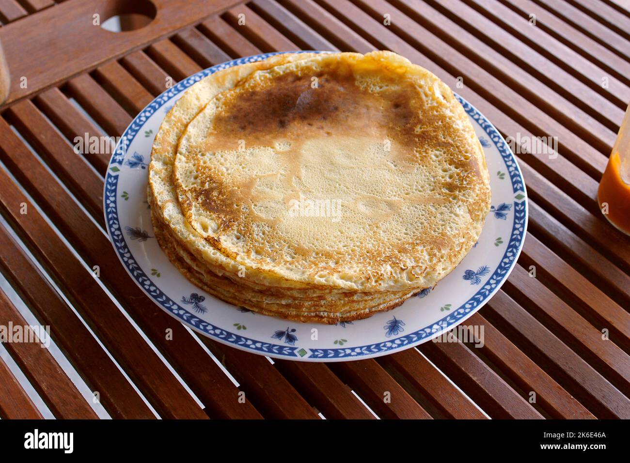 Crêpes maison européennes de base délicieuses :) Banque D'Images