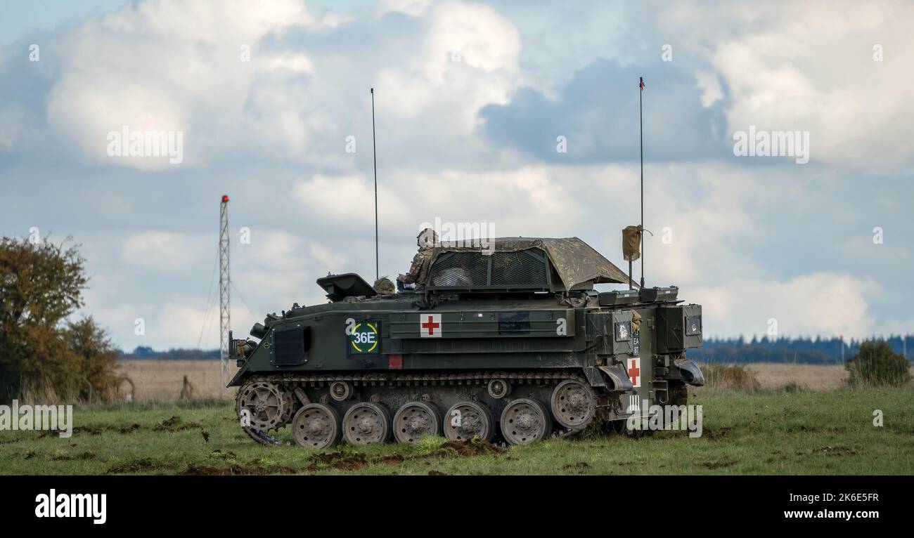 Photo Libre De Droit De Véhicule Blindé De Transport De Troupes M113 De Larmée Américaine Exposé Public à Gm1355175890 429735079