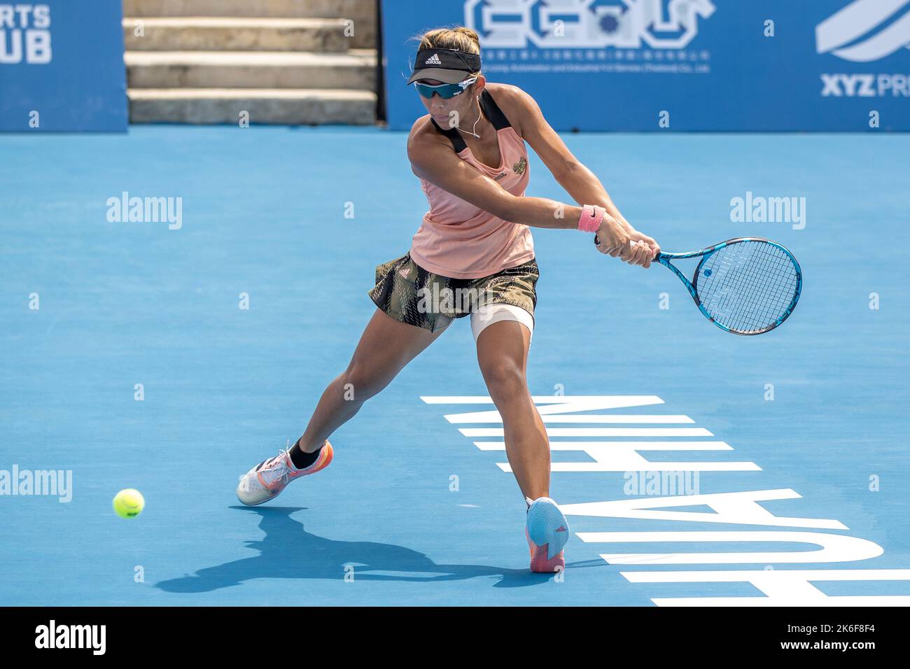 HUA HIN, THAÏLANDE - OCTOBRE 14 : Lanlana Tararudee de Thaïlande dans le quart de finale match contre Luksika Kumkhum de Thaïlande à l'INDUSTRIE CAL-COMP & CCAU 4,0 ITF TENNIS TOUR 2022 à True Arena Hua Hin on 14 octobre 2022 à HUA HIN, THAÏLANDE (photo de Peter van der Klooster/Alamy Live News) Banque D'Images