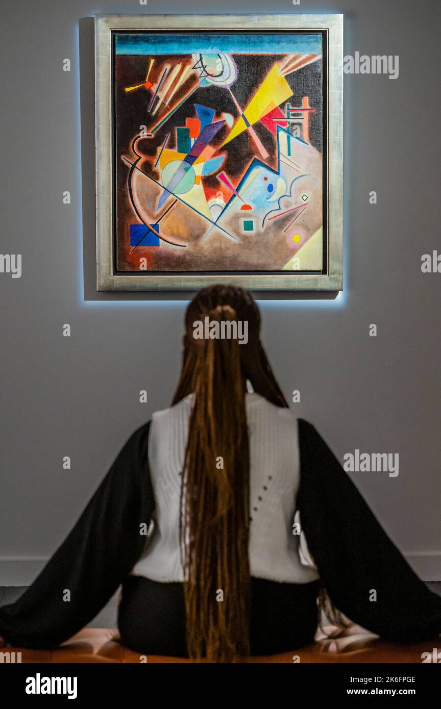 londres-royaume-uni-13th-octobre-2022-wassily-kandinsky-tiefes