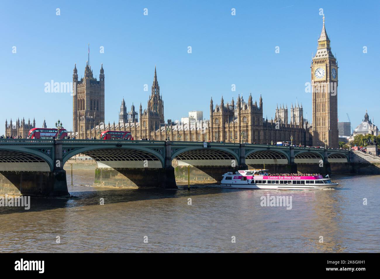 Palais de Westminster (chambres du Parlement) de l'autre côté de la Tamise, Cité de Westminster, Grand Londres, Angleterre, Royaume-Uni Banque D'Images