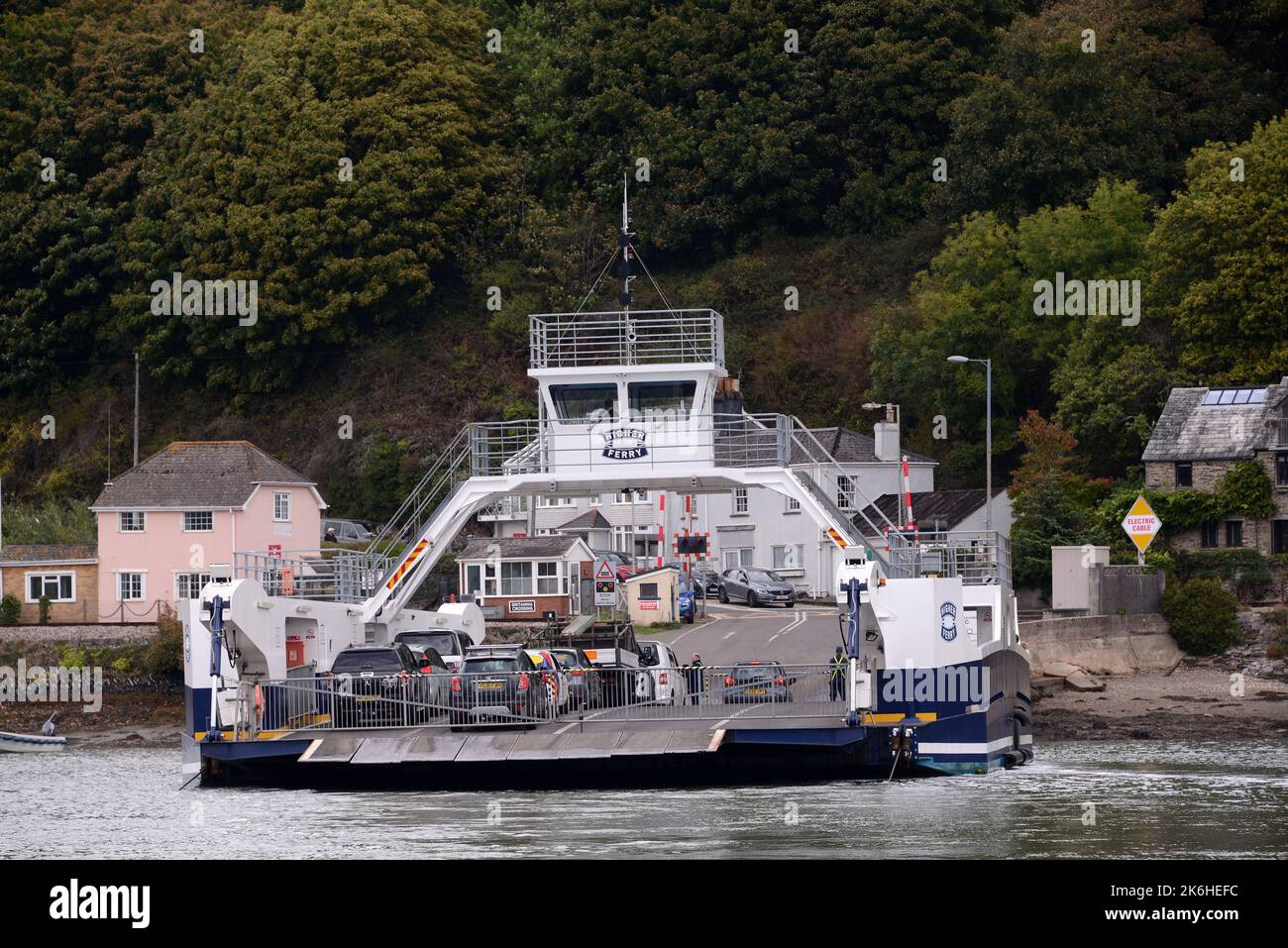 Ferry plus haut sur la rivière dart dans le Devon Royaume-Uni Banque D'Images