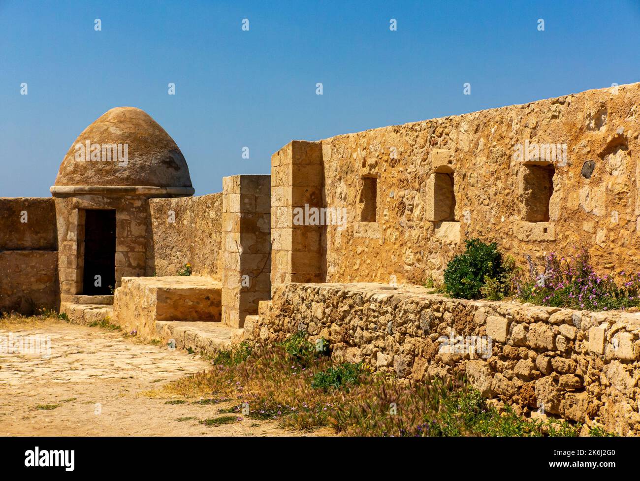 La lisière de St Justine à la forteresse de Fortezza à Rethymnon Crète Grèce construite au 16th siècle par les Vénitiens. Banque D'Images