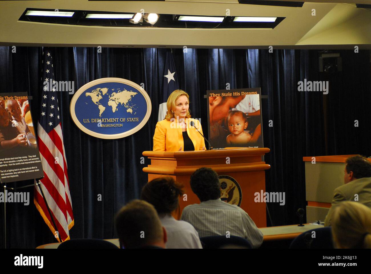 Point de presse, concernant l'Initiative internationale de lutte contre la kleptocratie du Président, avec des remarques de Josette Shiner, sous-secrétaire aux Affaires économiques, commerciales et agricoles, Matthew Friedrich, sous-procureur général principal et Pat O'Brien, sous-secrétaire au Trésor pour le financement du terrorisme, entre autres. Banque D'Images Point de presse, concernant l'Initiative internationale de lutte contre la kleptocratie du Président, avec des remarques de Josette Shiner, sous-secrétaire aux Affaires économiques, commerciales et agricoles, Matthew Friedrich, sous-procureur général principal et Pat O'Brien, sous-secrétaire au Trésor pour le financement du terrorisme, entre autres. Banque D'Images