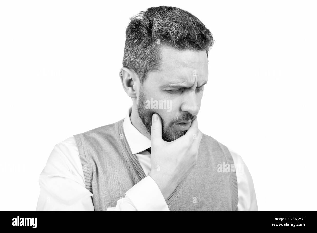 homme stressé avec moustache ayant des maux de dents. homme grizzled touche la mâchoire. Banque D'Images