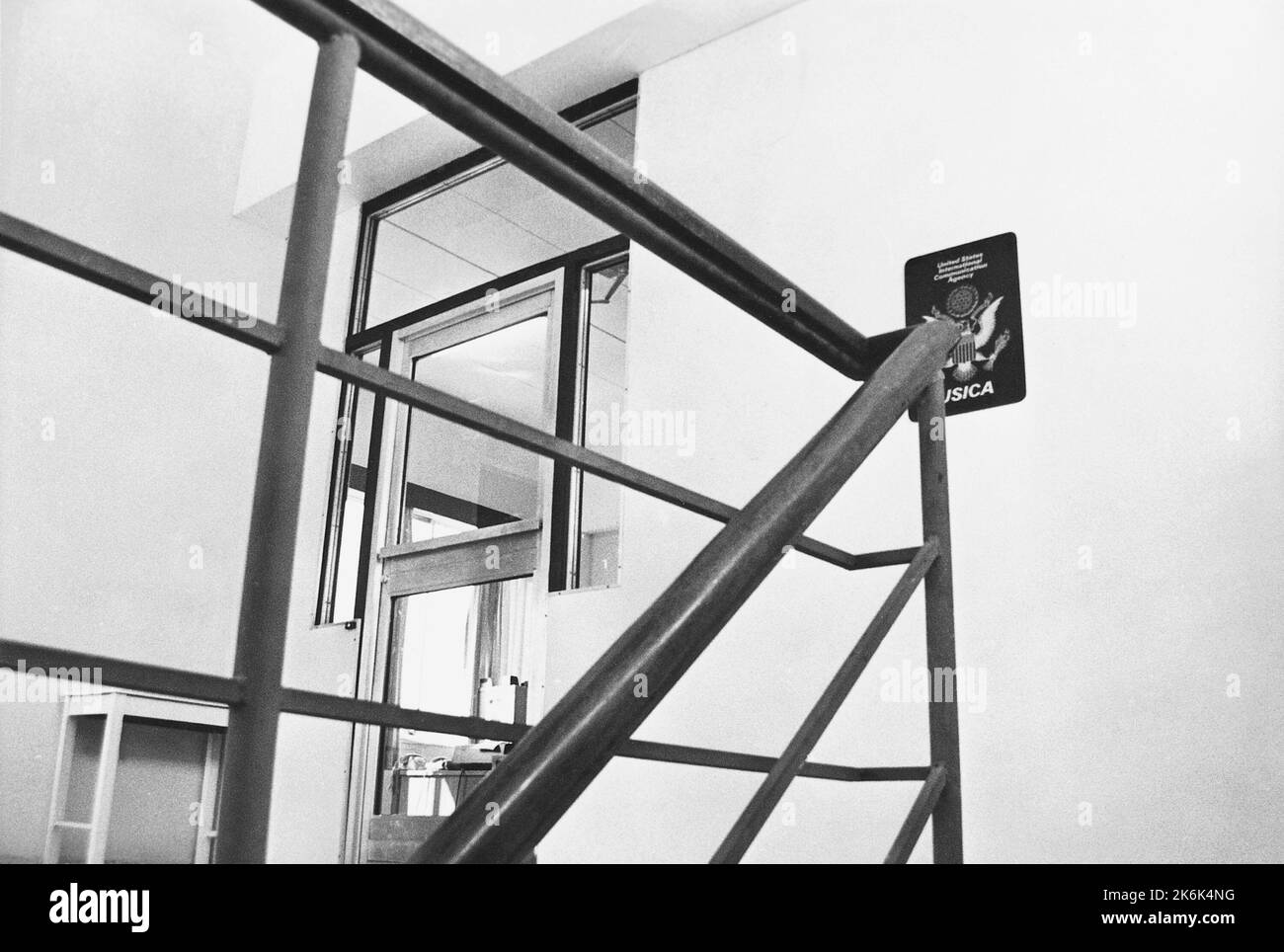 Paramaribo - Chancery Office Building - 1980, Etats-Unis photographies relatives aux ambassades, consulats et autres bâtiments outre-mer Banque D'Images