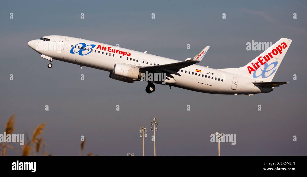 Avion AirEuropa décollage de l'aéroport de Barcelone El Prat. Numéro de carte EC-III Banque D'Images
