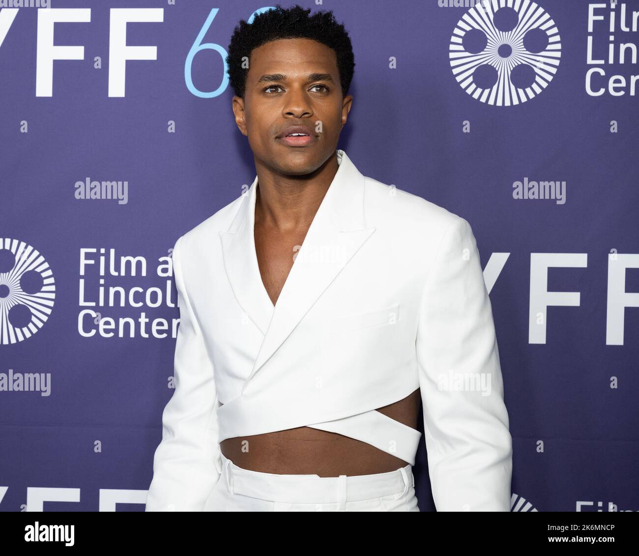 New York, États-Unis. 14th octobre 2022. Jeremy Pope arrive sur le tapis rouge pour la première mondiale de « l'inspection » au Festival du film de New York à la salle Alice Tully à New York, NY, vendredi, 14 octobre 2022. Photo de Gabriele Holtermann/UPI crédit: UPI/Alay Live News Banque D'Images