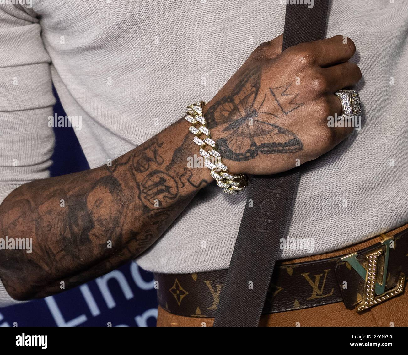 New York, États-Unis. 14th octobre 2022. Aubrey Joseph arrive sur le tapis rouge pour la première mondiale de « l'inspection » au Festival du film de New York à la salle Alice Tully à New York, NY, vendredi, 14 octobre 2022. Photo de Gabriele Holtermann/UPI crédit: UPI/Alay Live News Banque D'Images