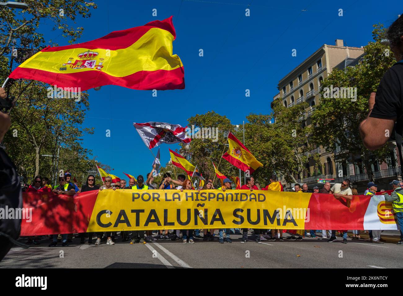 12 octobre 2022, Barcelone, célébration de la Journée espagnole par les partis politiques Banque D'Images
