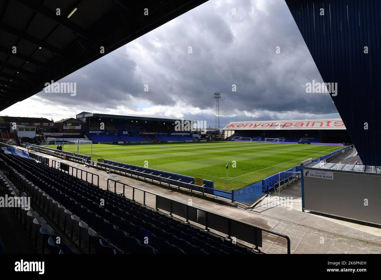 Lors du match de qualification de la coupe FA 4th entre Oldham Athletic et Chester à Boundary Park, Oldham, le samedi 15th octobre 2022. (Credit: Eddie Garvey | MI News)vues générales autour de Boundary Park avant le match rond qualifiant de FA Cup 4th entre Oldham Athletic et Chester à Boundary Park, Oldham, le samedi 15th octobre 2022. (Credit: Eddie Garvey | MI News) Credit: MI News & Sport /Alay Live News Banque D'Images