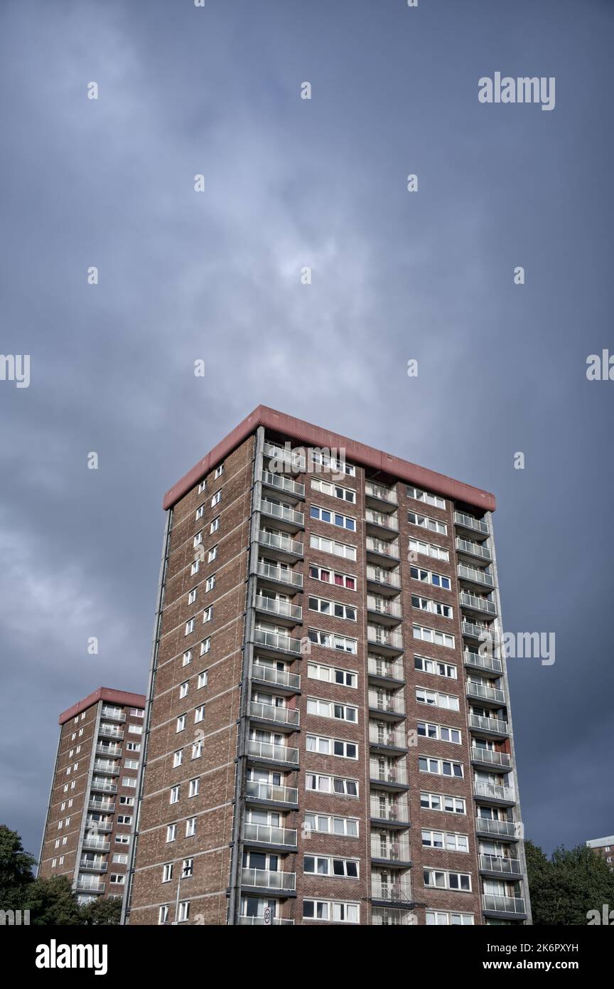 Les appartements du conseil dans les logements pauvres avec de nombreuses questions de protection sociale à Linwood Banque D'Images