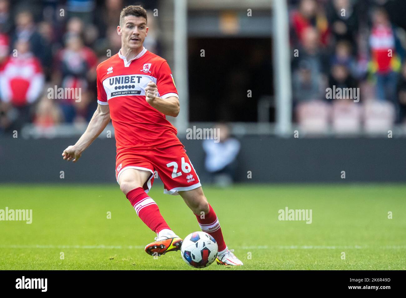 Darragh Lenihan #26 de Middlesbrough sur le ballon pendant le match de championnat de Sky Bet Middlesbrough vs Blackburn Rovers au stade Riverside, Middlesbrough, Royaume-Uni, 15th octobre 2022 (photo de James Heaton/News Images) Banque D'Images