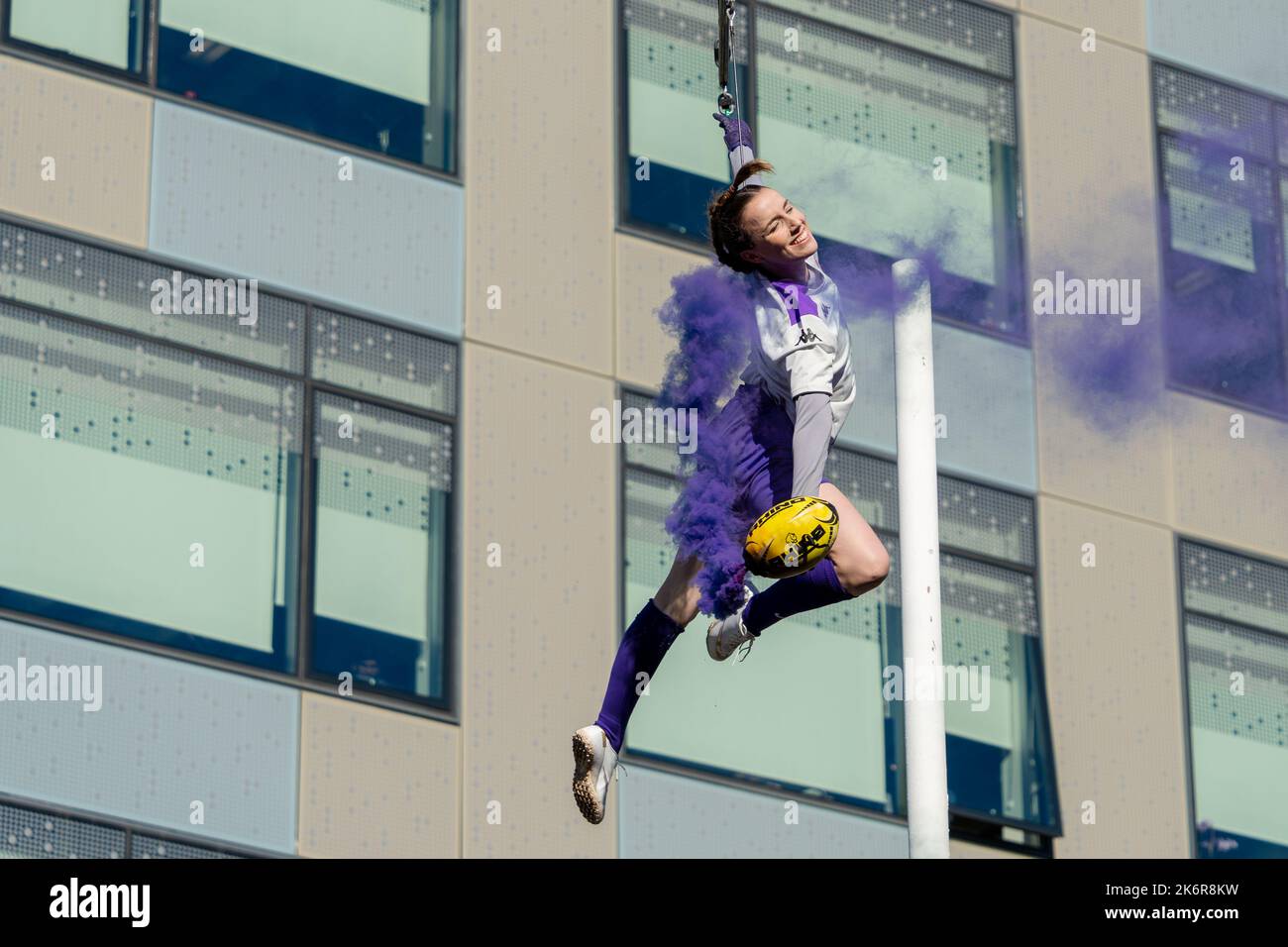 Newcastle upon Tyne, Royaume-Uni. 15th octobre 2022. C'est nous ! Performance de pré-match à la coupe du monde de rugby à XV pour Homme crédit: Hazel Plater/Alay Live News Banque D'Images