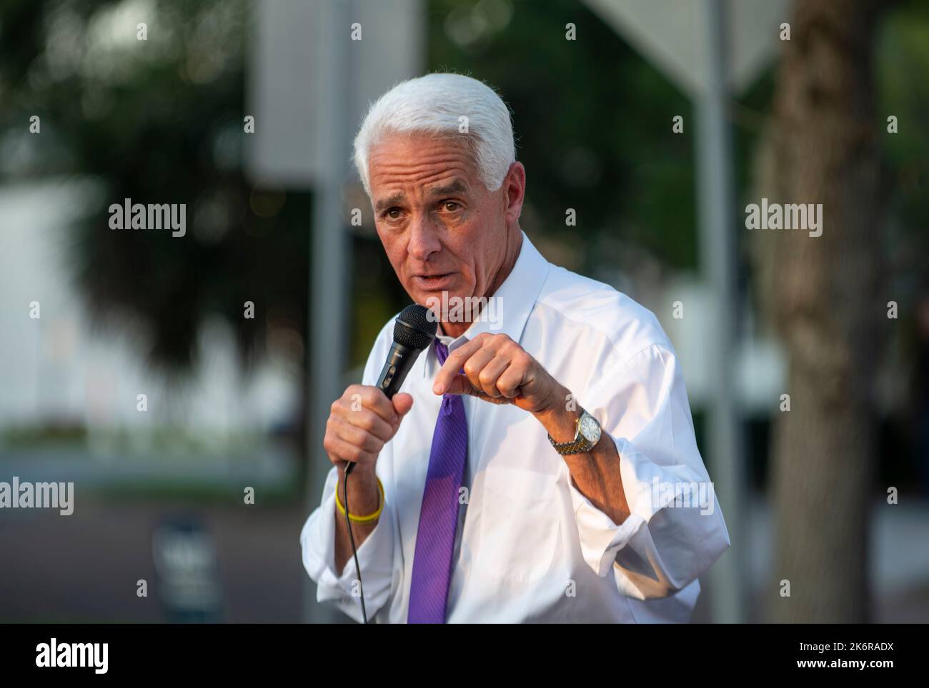 Orlando, Floride, États-Unis. 14th octobre 2022. Orlando, Floride, vendredi, 14 octobre 2022: Le candidat démocrate du gouverneur Charlie Crist tient un rallye de la génération Z pour le changement à Orlando, Floride. (Credit image: © Dominic Gwinn/ZUMA Press Wire) Banque D'Images