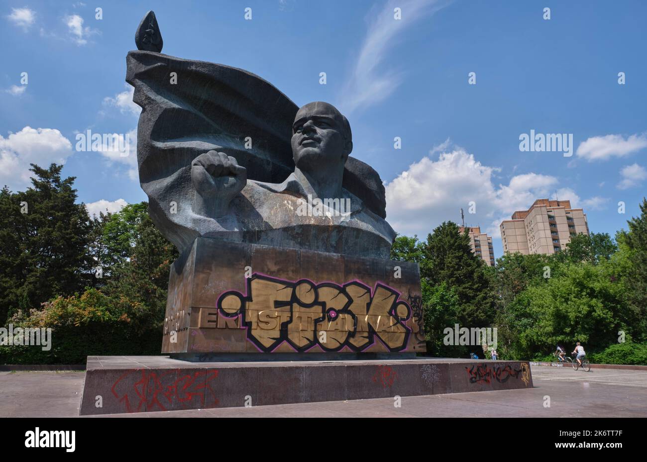 Allemagne, Berlin, 10. 06. 2021, monument de Thaelmann dans le parc Ernst Thaelmann Banque D'Images