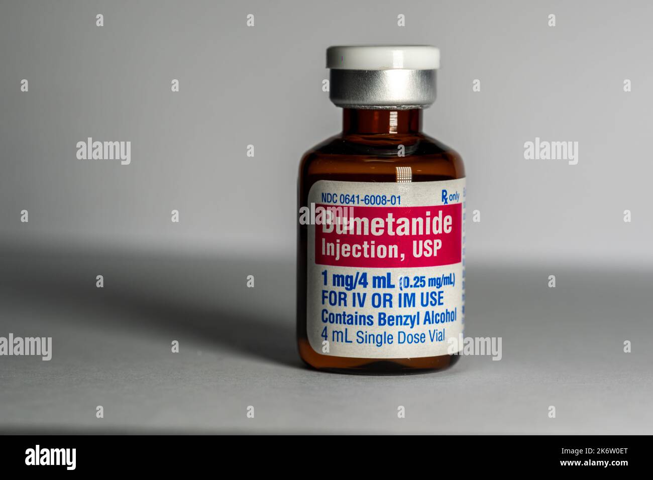 Flacon Injection Flacon de prescription en plastique Banque de photographies et d’images ...