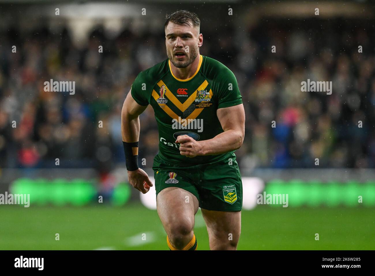 Angus Crichton, d'Australie, lors du match de la coupe du monde de rugby 2021, Australie contre Fidji au stade Headingley, Leeds, Royaume-Uni, 15th octobre 2022 (photo de Craig Thomas/News Images) Banque D'Images