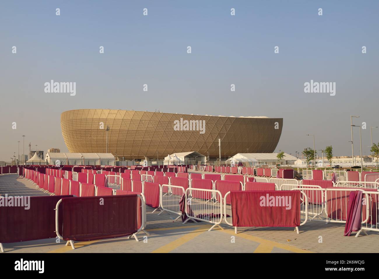 Vue sur le stade Lusail, le plus grand stade du Qatar, qui accueillera des matchs à chaque étape de la coupe du monde de cette année. Banque D'Images