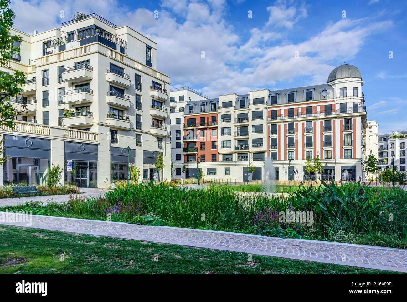Clamart BEI Paris, neue traditionelle Architektur, Neo-Art-Deco, Wohnanlage Plaine Sud // Clamart près de Paris, Nouvelle architecture traditionnelle, Neo-Art-de Banque D'Images