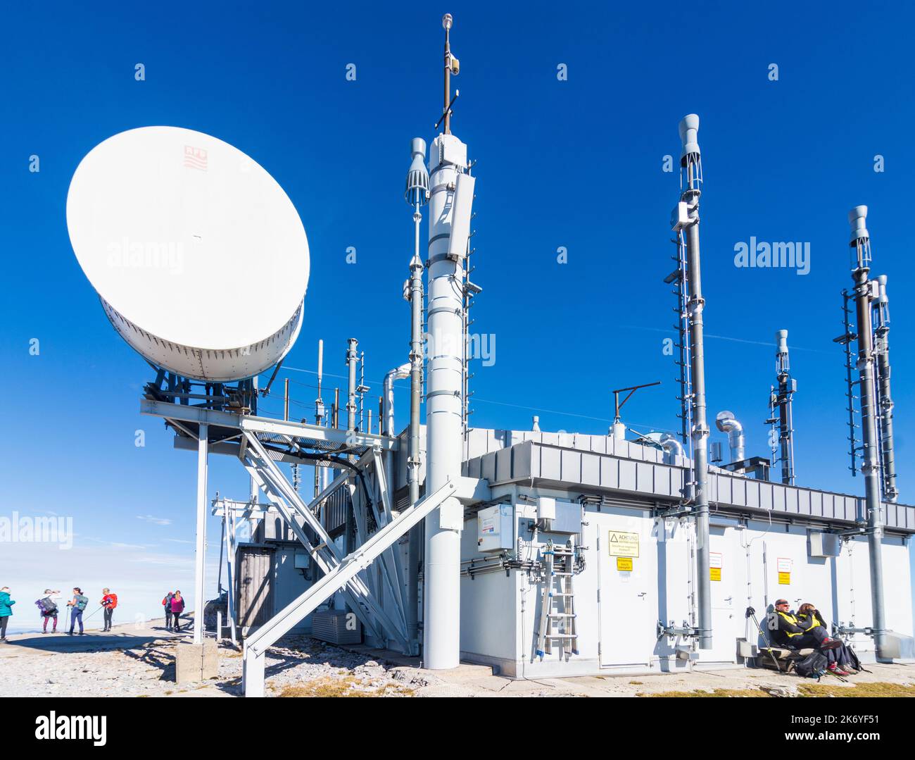 Puchberg am Schneeberg: sommet Klosterwappen sur la montagne Schneeberg, station de radio directionnelle des forces armées autrichiennes pour la surveillance de l'espace aérien Banque D'Images